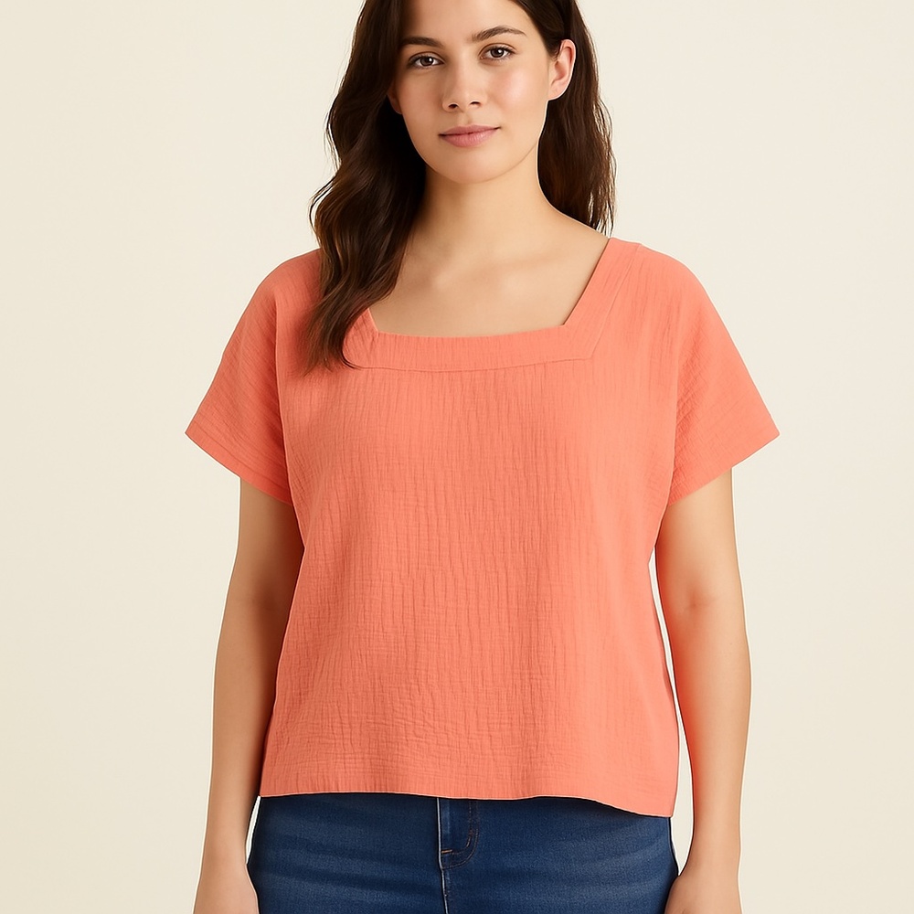 Madewell Women’s Coral Textured Slightly Cropped Short Sleeve Top, size Large